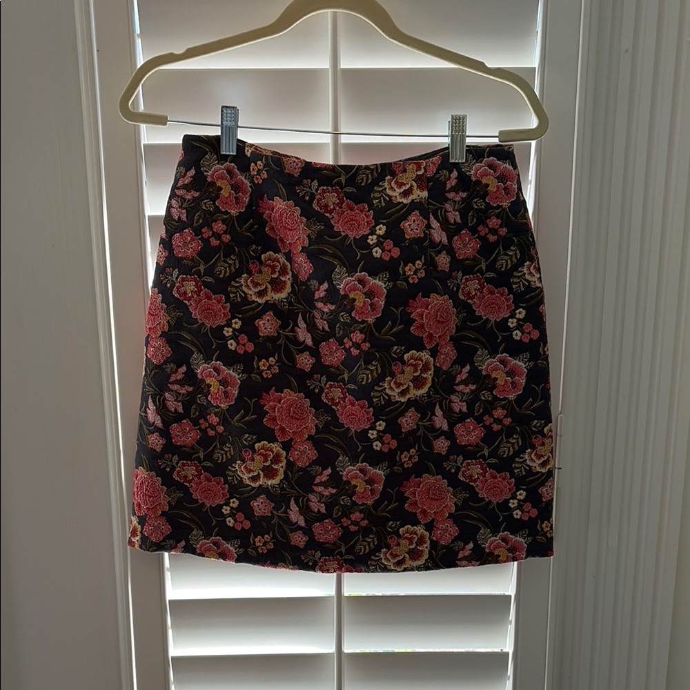 Loft Floral Black and Pink Women's Skirt